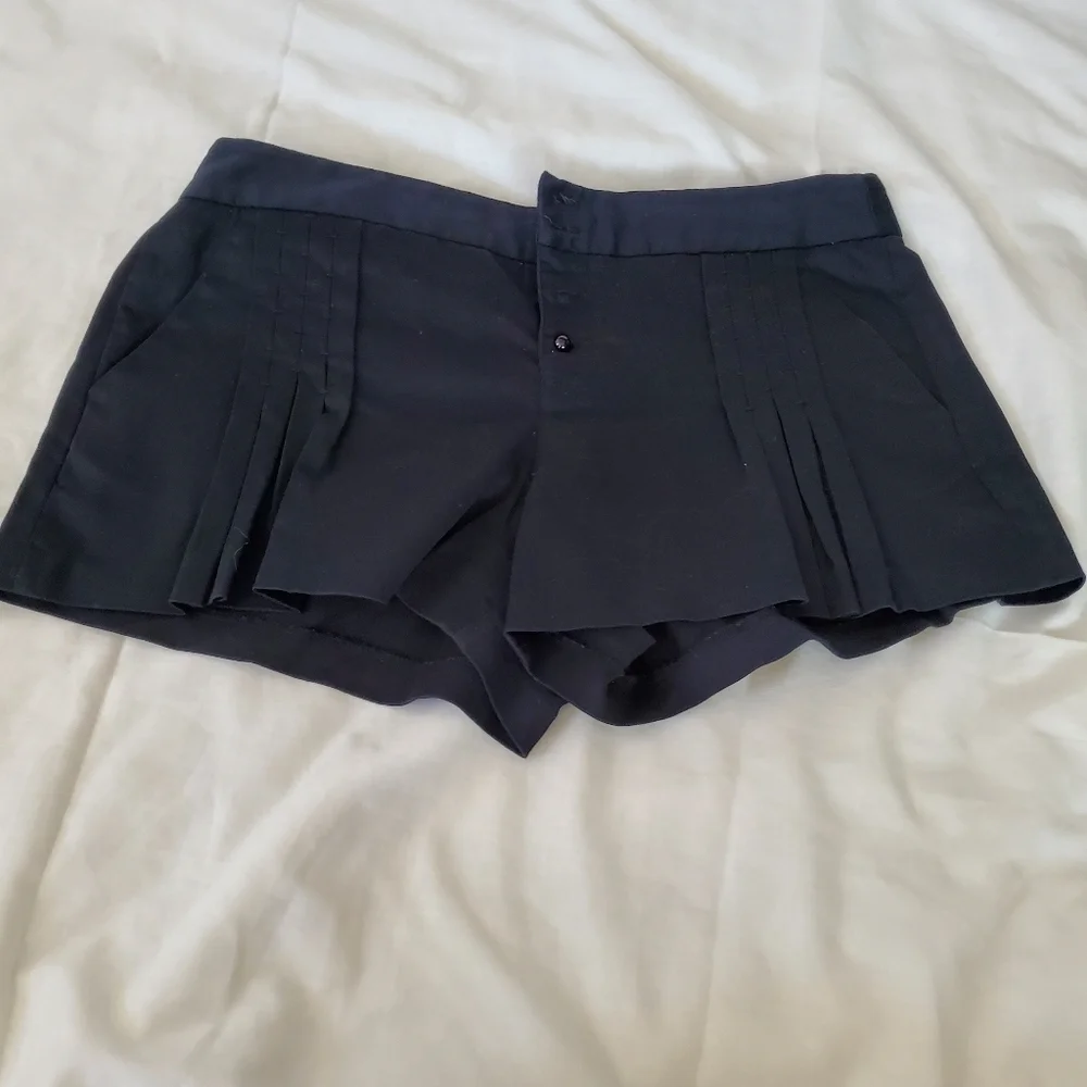 Short - Picture 1 of 12